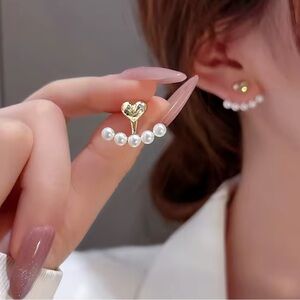 Elegant Gold and Pearl Heart Earrings. Romantic Cute Heart with pearls Earrings